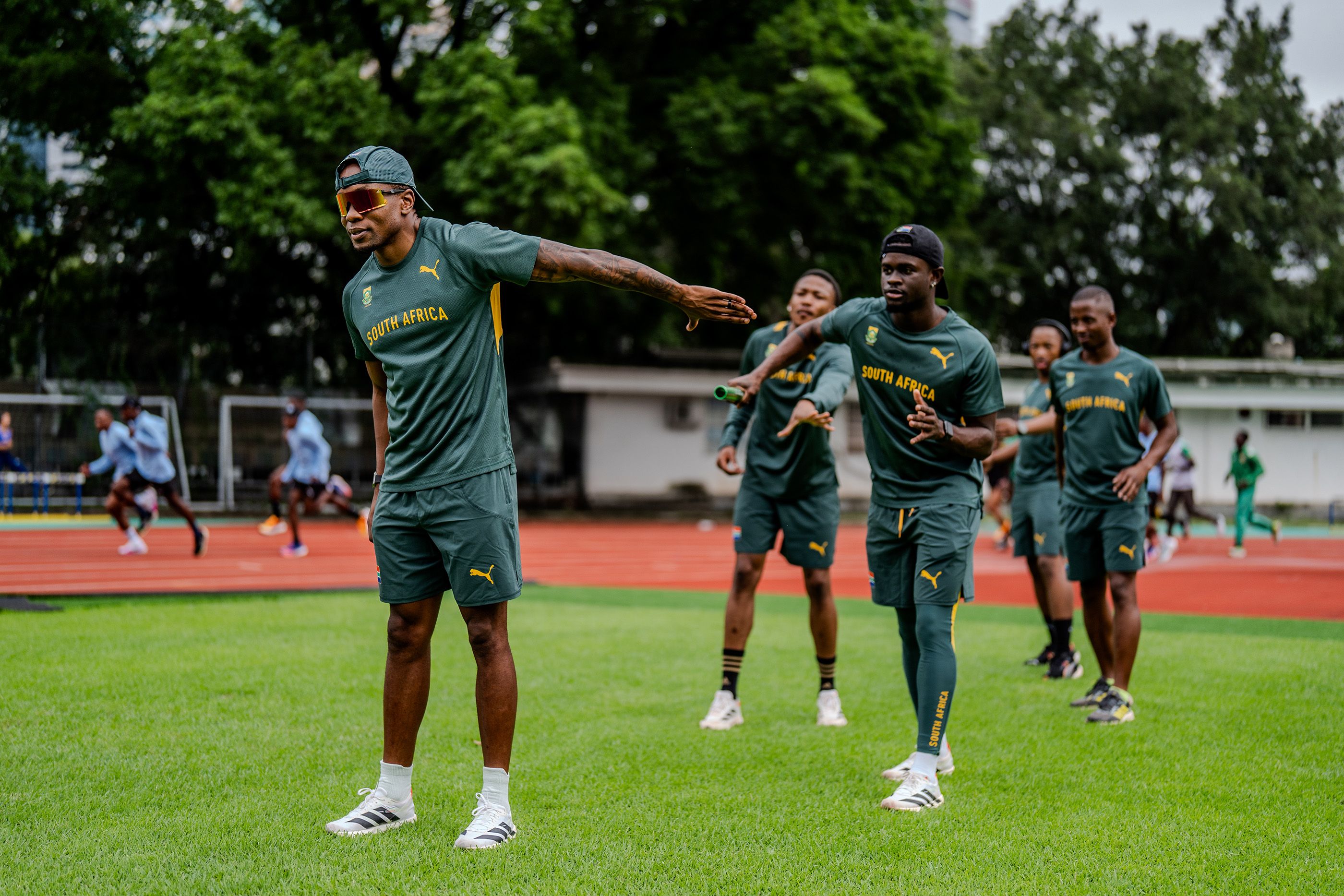 Akani Simbine and Bradley Nkoana at the World Athletics Relays Guangzhou 25